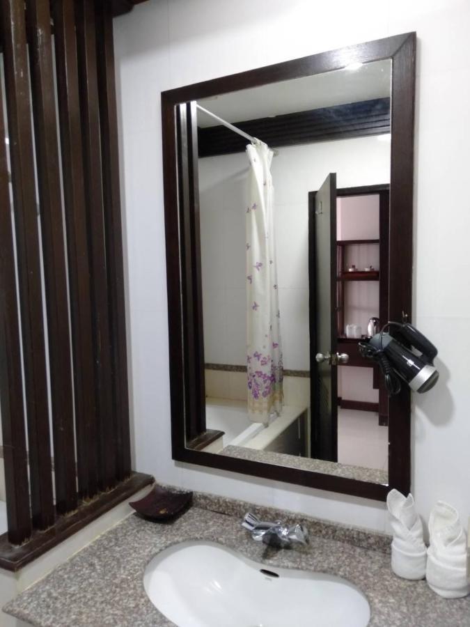 Grand Phranakhon Hotel 프라 나콘 시 아유타야 외부 사진